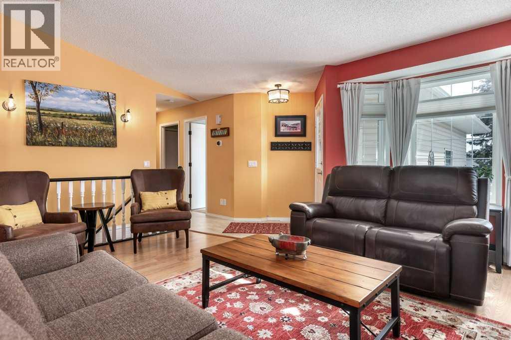 729 Riverside Drive Nw, High River, Alberta  T1V 1S3 - Photo 5 - A2298174