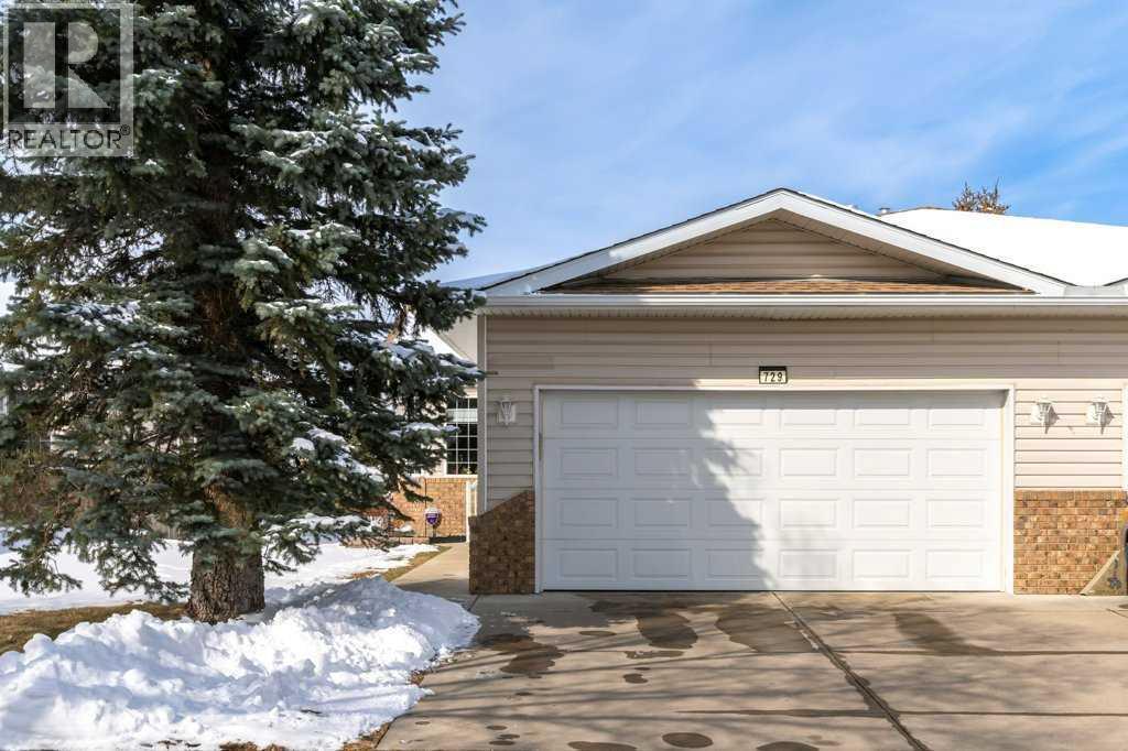 729 Riverside Drive Nw, High River, Alberta  T1V 1S3 - Photo 37 - A2298174