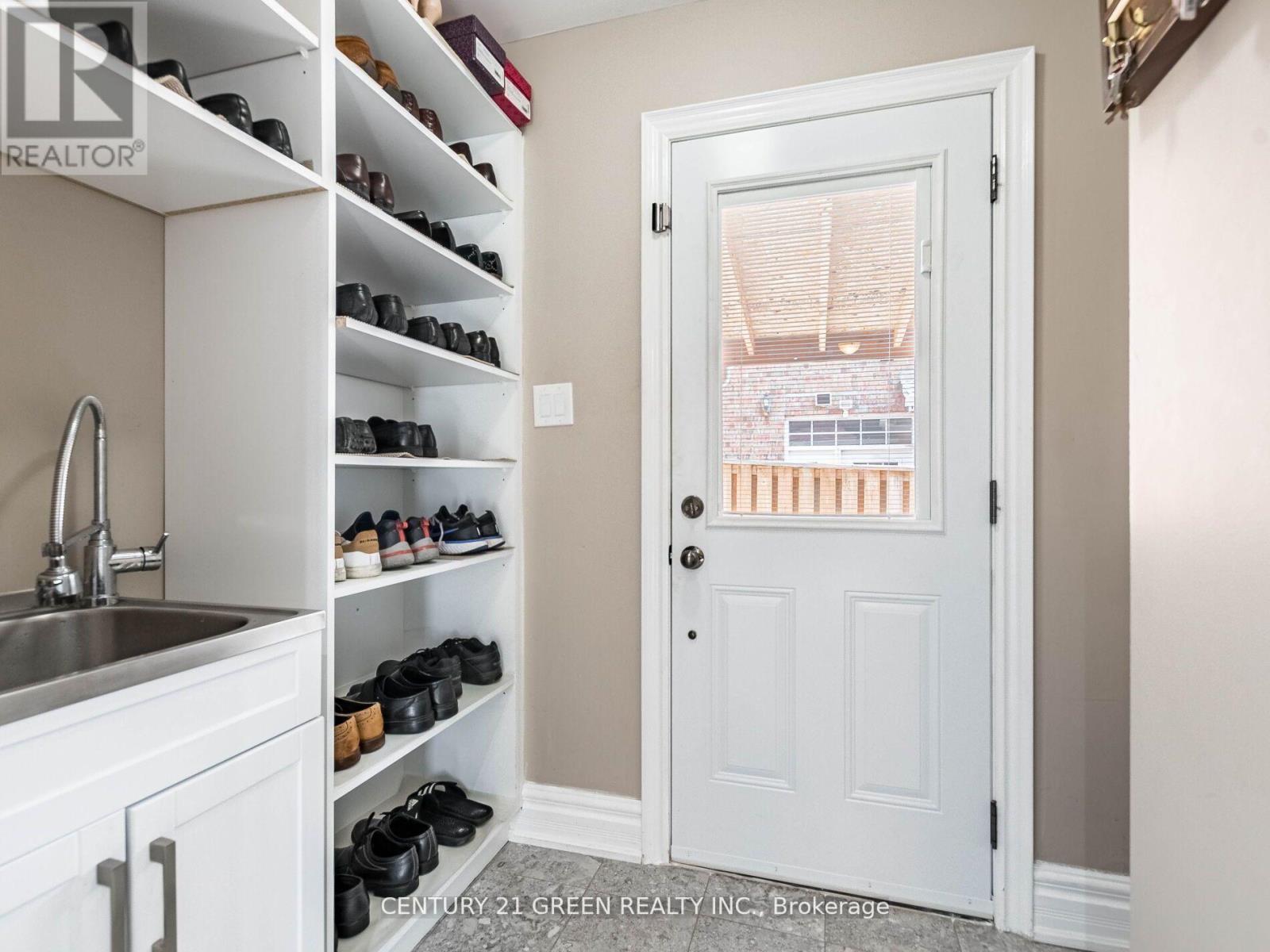 Main - 23 Major William Sharpe Drive, Brampton, Ontario  L6X 3J3 - Photo 14 - W12946800