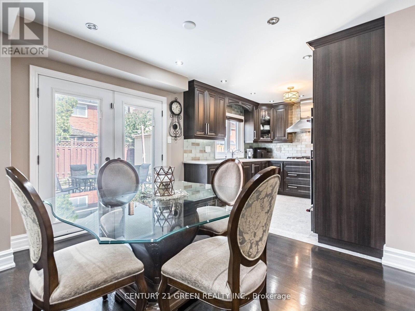 Main - 23 Major William Sharpe Drive, Brampton, Ontario  L6X 3J3 - Photo 9 - W12946800