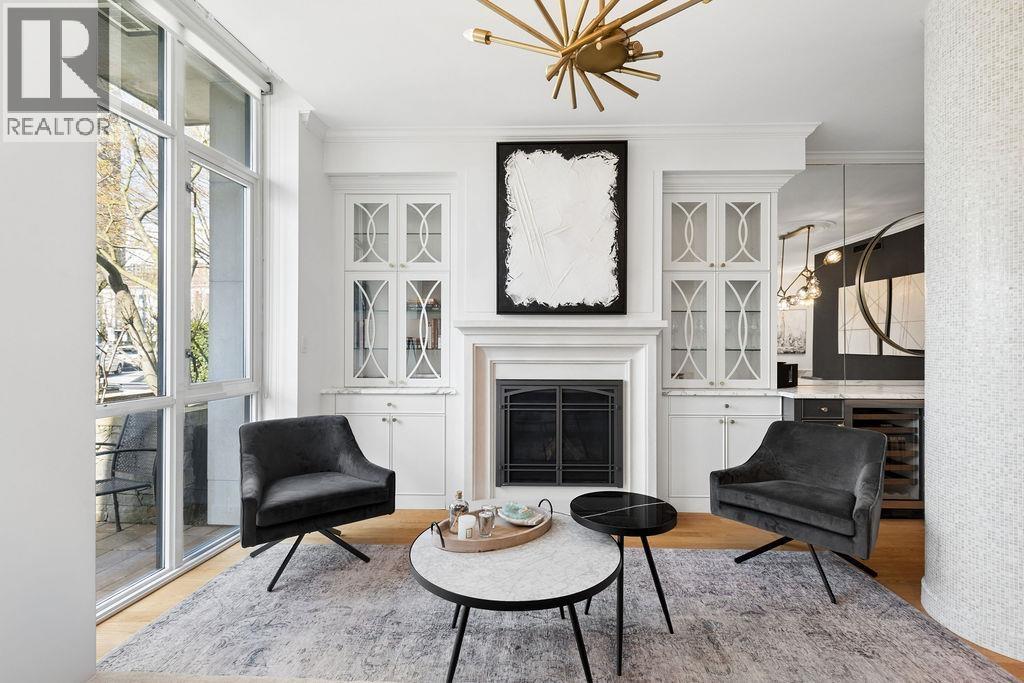 471 BEACH CRESCENT, Vancouver, British Columbia