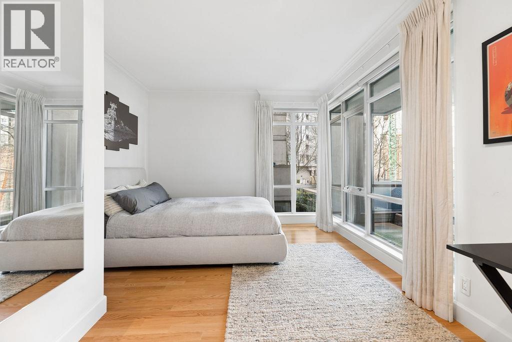 471 Beach Crescent, Vancouver, British Columbia  V6Z 3B9 - Photo 33 - R3106193