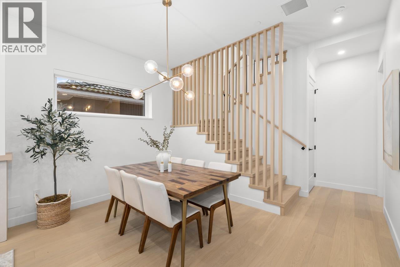 2 810 E 22nd Avenue, Vancouver, British Columbia  V5V 1V7 - Photo 10 - R3106208