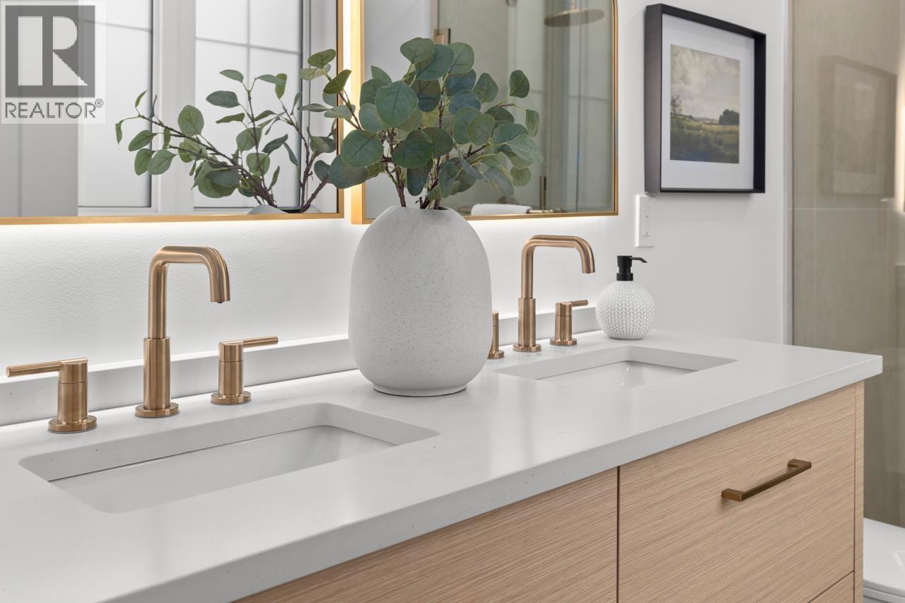 2 810 E 22nd Avenue, Vancouver, British Columbia  V5V 1V7 - Photo 24 - R3106208