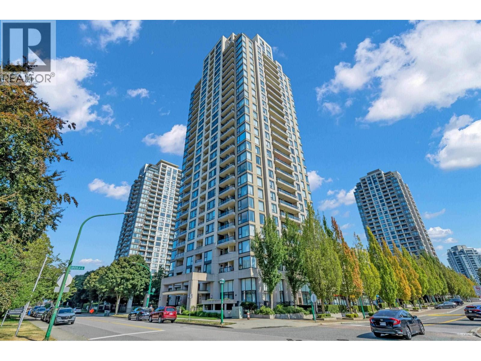807 7088 SALISBURY AVENUE, Burnaby, British Columbia