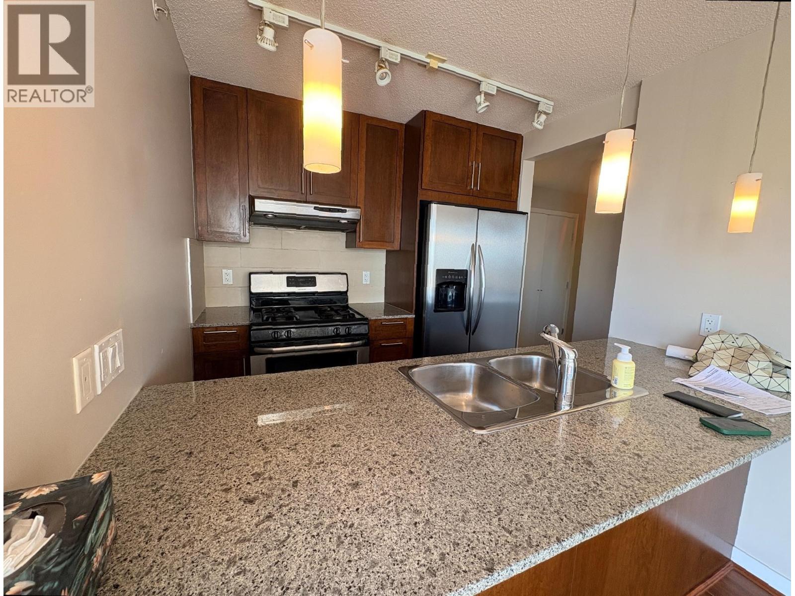 807 7088 Salisbury Avenue, Burnaby, British Columbia  V5E 0A4 - Photo 4 - R3106204