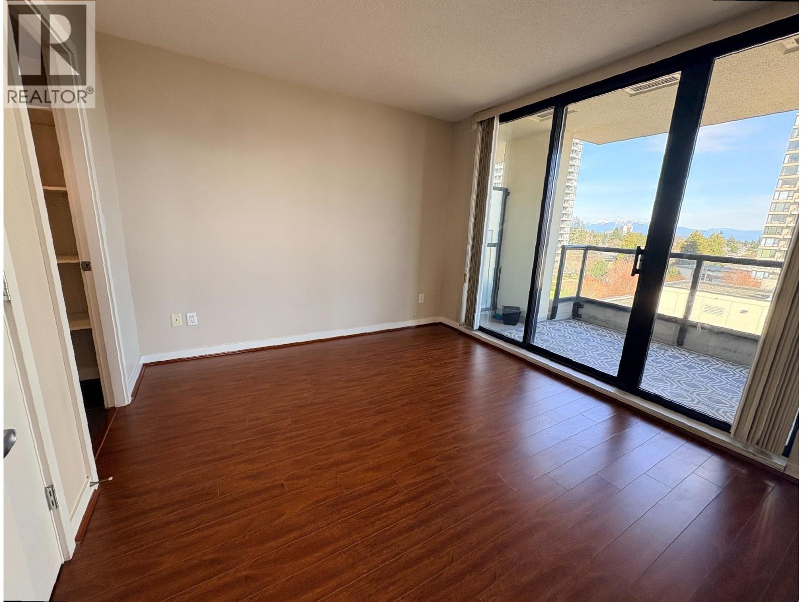 807 7088 Salisbury Avenue, Burnaby, British Columbia  V5E 0A4 - Photo 7 - R3106204