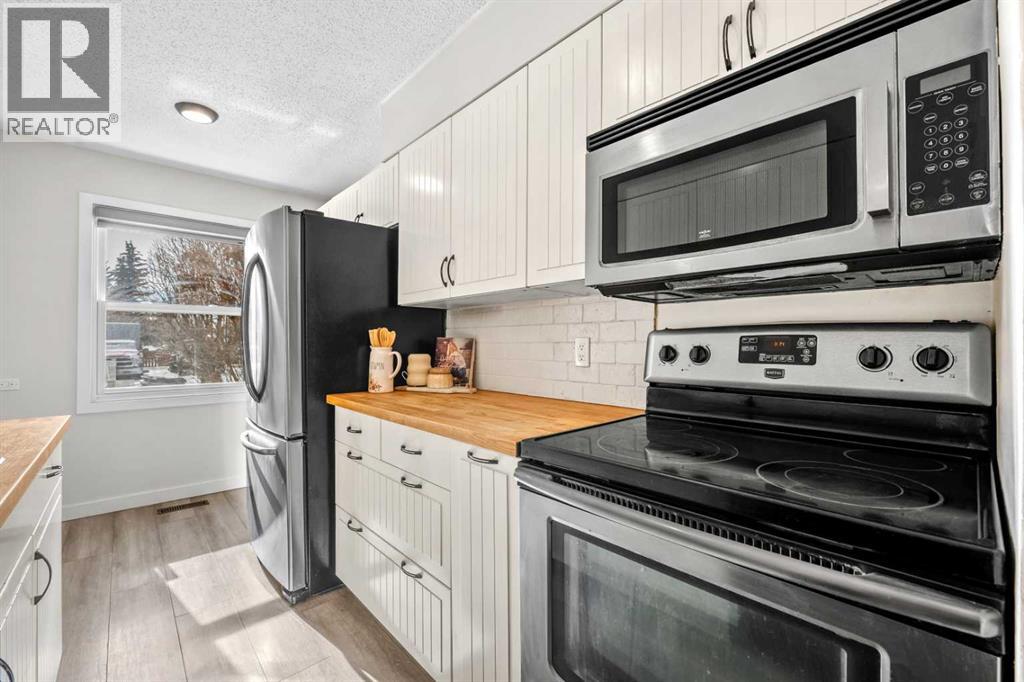 19, 330 Canterbury Drive Sw, Calgary, Alberta  T2W 1H6 - Photo 5 - A2292120