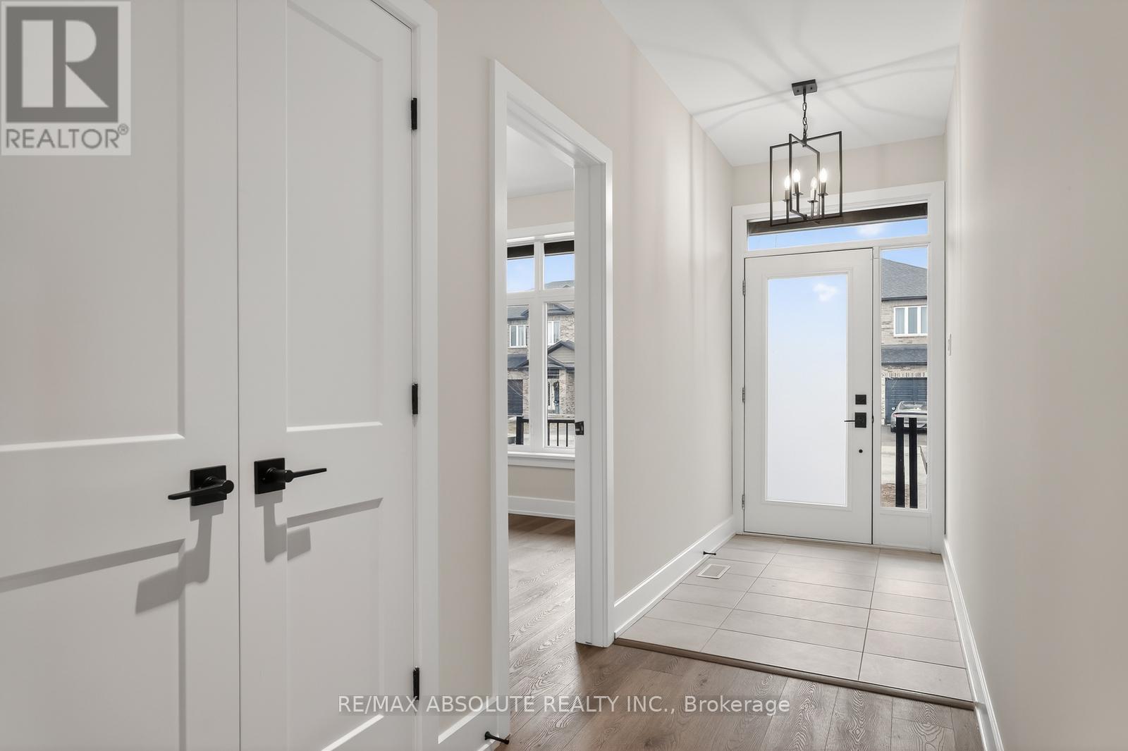 106 Mcphail Road, Carleton Place, Ontario  K7C 0P7 - Photo 2 - X12948226