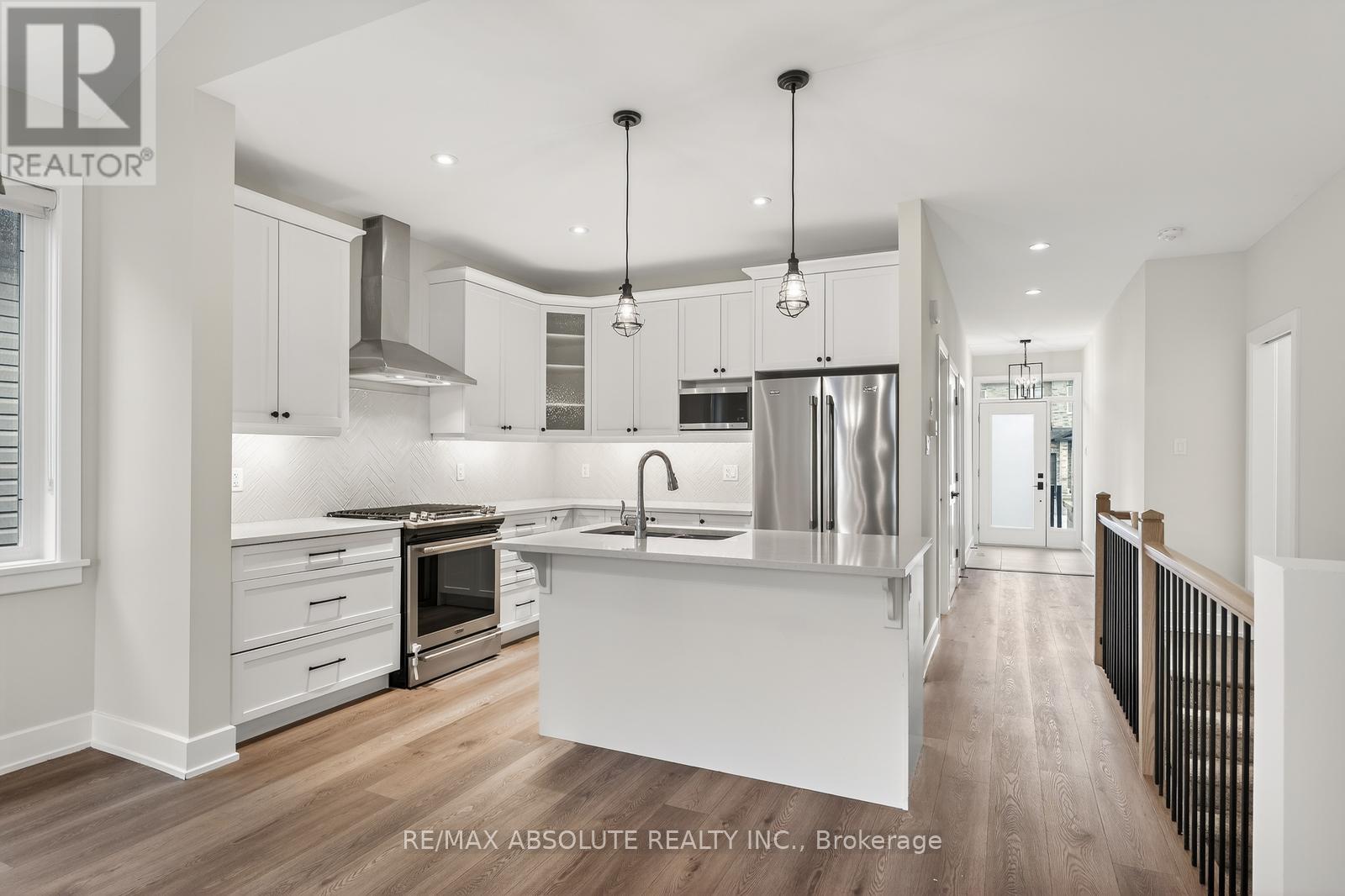 106 Mcphail Road, Carleton Place, Ontario  K7C 0P7 - Photo 6 - X12948226