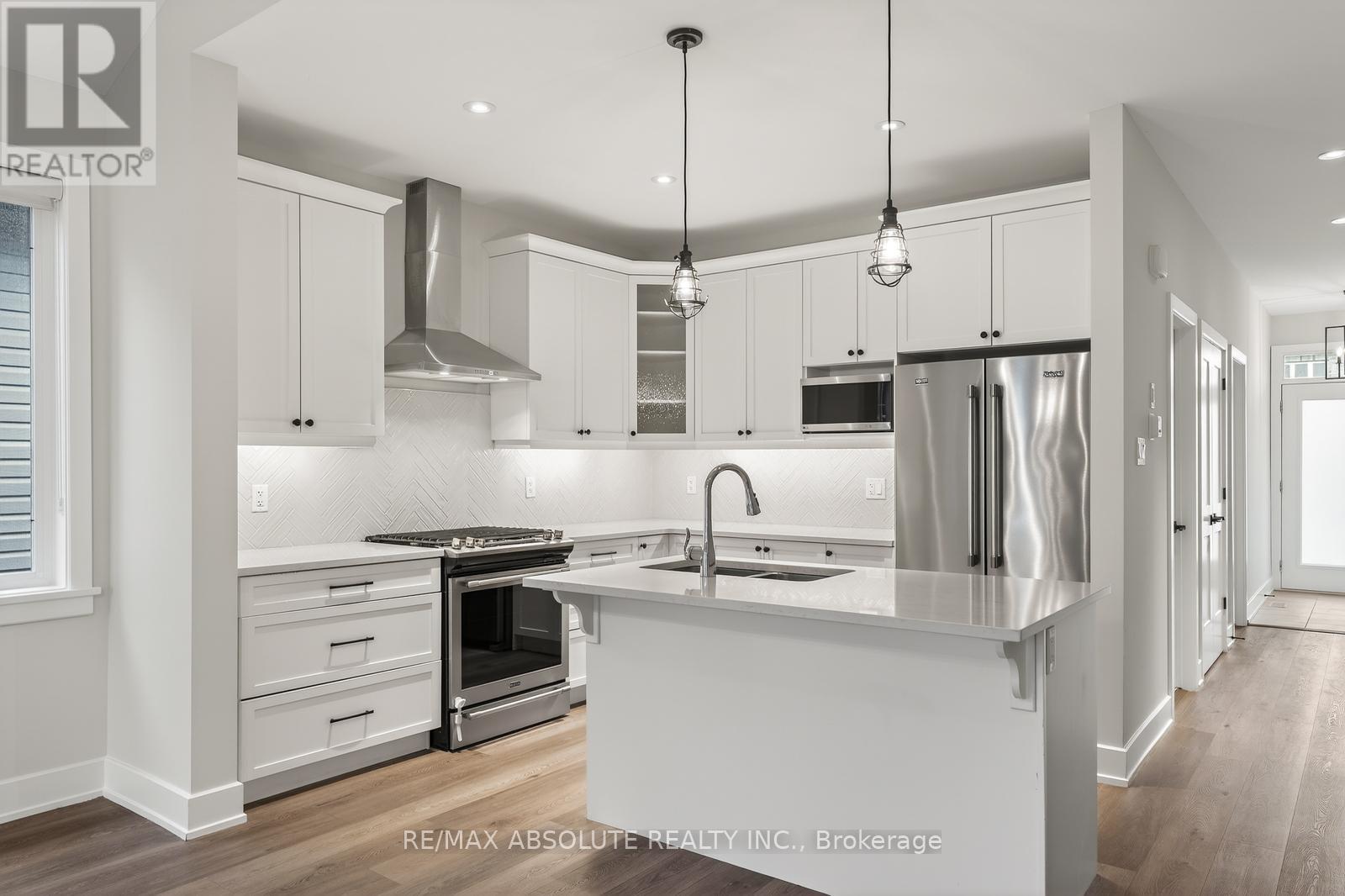 106 Mcphail Road, Carleton Place, Ontario  K7C 0P7 - Photo 7 - X12948226