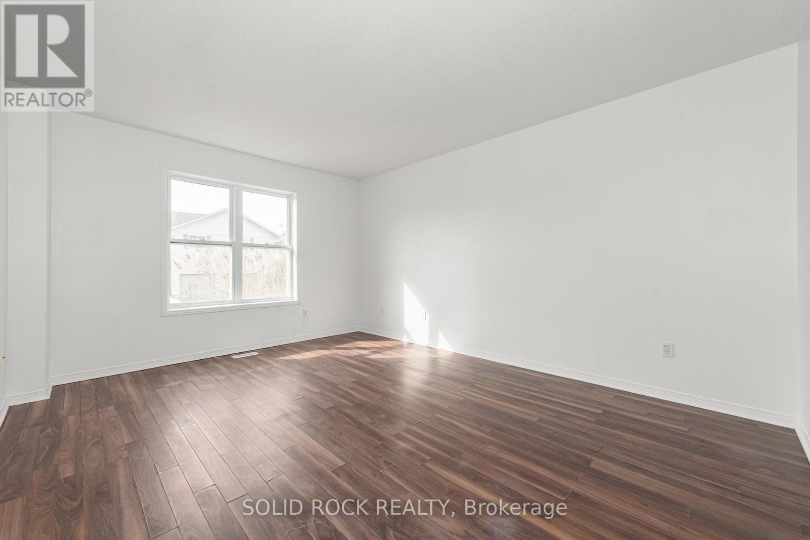 17 Johnston Street, Carleton Place, Ontario  K7C 4R7 - Photo 5 - X12948236