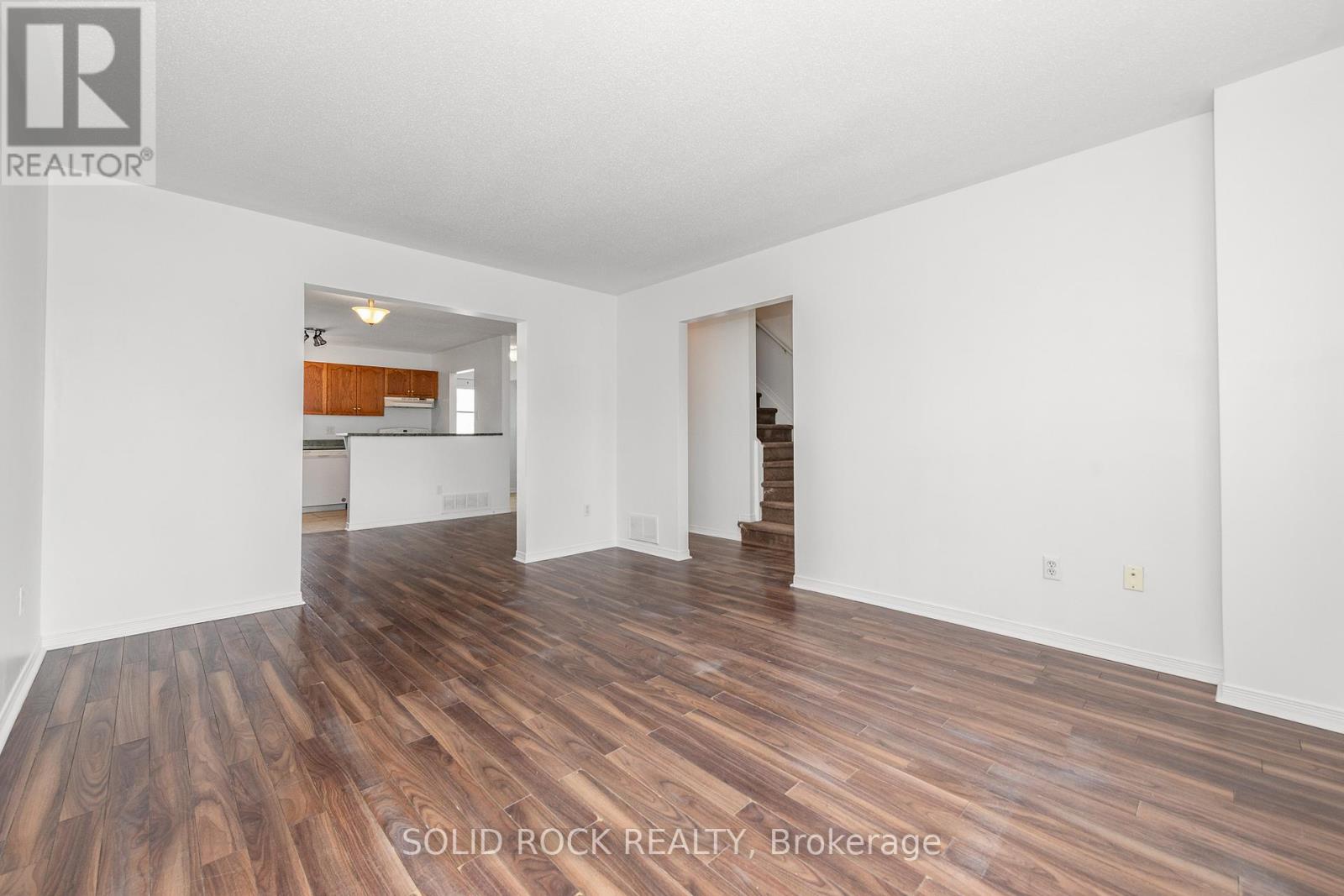 17 Johnston Street, Carleton Place, Ontario  K7C 4R7 - Photo 7 - X12948236