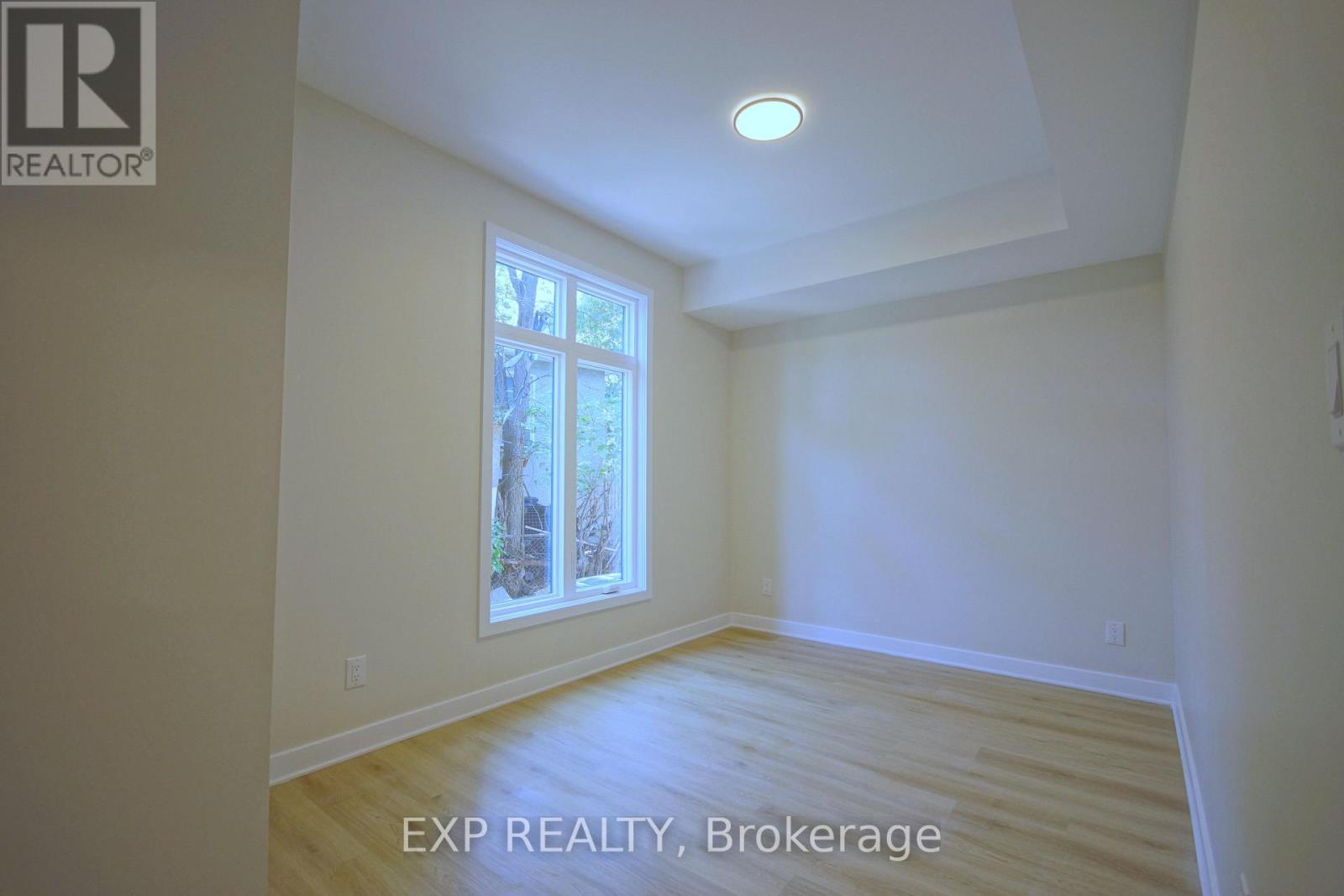 1353 Gosset Street, Ottawa, Ontario  K1B 3P6 - Photo 8 - X12948240