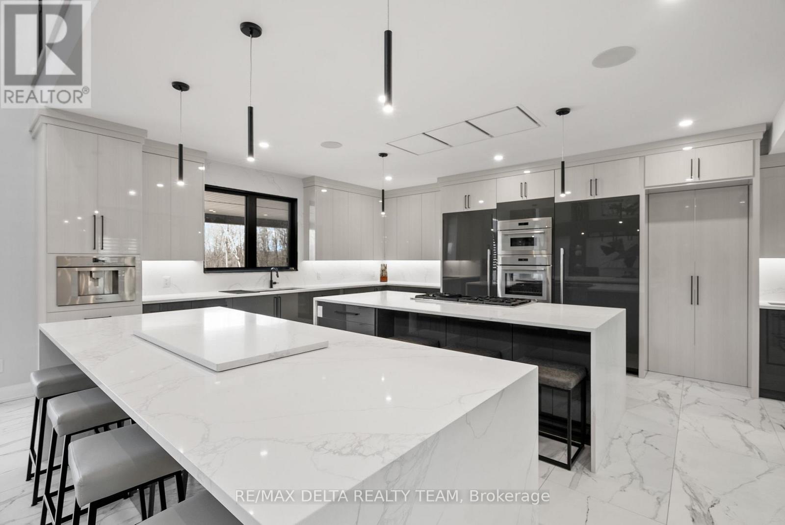 663 Ballycastle Crescent, Ottawa, Ontario  K1X 0A3 - Photo 11 - X12948244