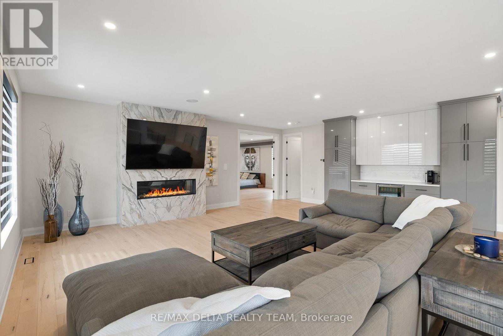 663 Ballycastle Crescent, Ottawa, Ontario  K1X 0A3 - Photo 30 - X12948244