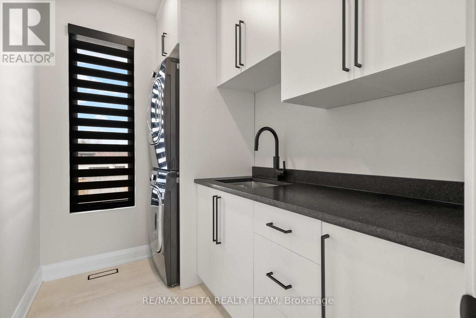 663 Ballycastle Crescent, Ottawa, Ontario  K1X 0A3 - Photo 32 - X12948244