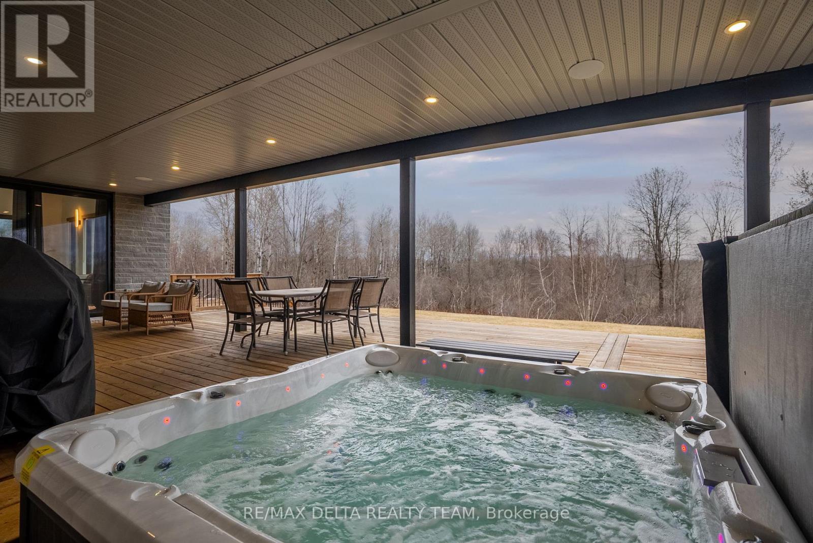 663 Ballycastle Crescent, Ottawa, Ontario  K1X 0A3 - Photo 49 - X12948244