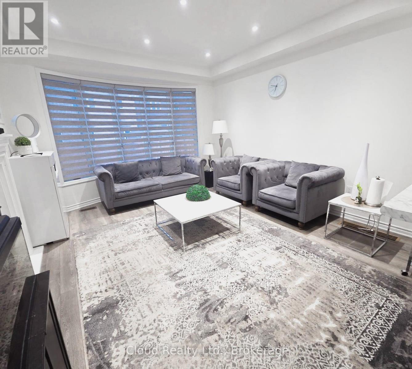 68 Phyllis Drive, Caledon, Ontario  L7C 4E2 - Photo 25 - W12936634