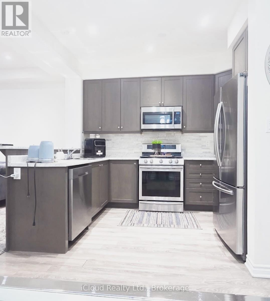 68 Phyllis Drive, Caledon, Ontario  L7C 4E2 - Photo 26 - W12936634