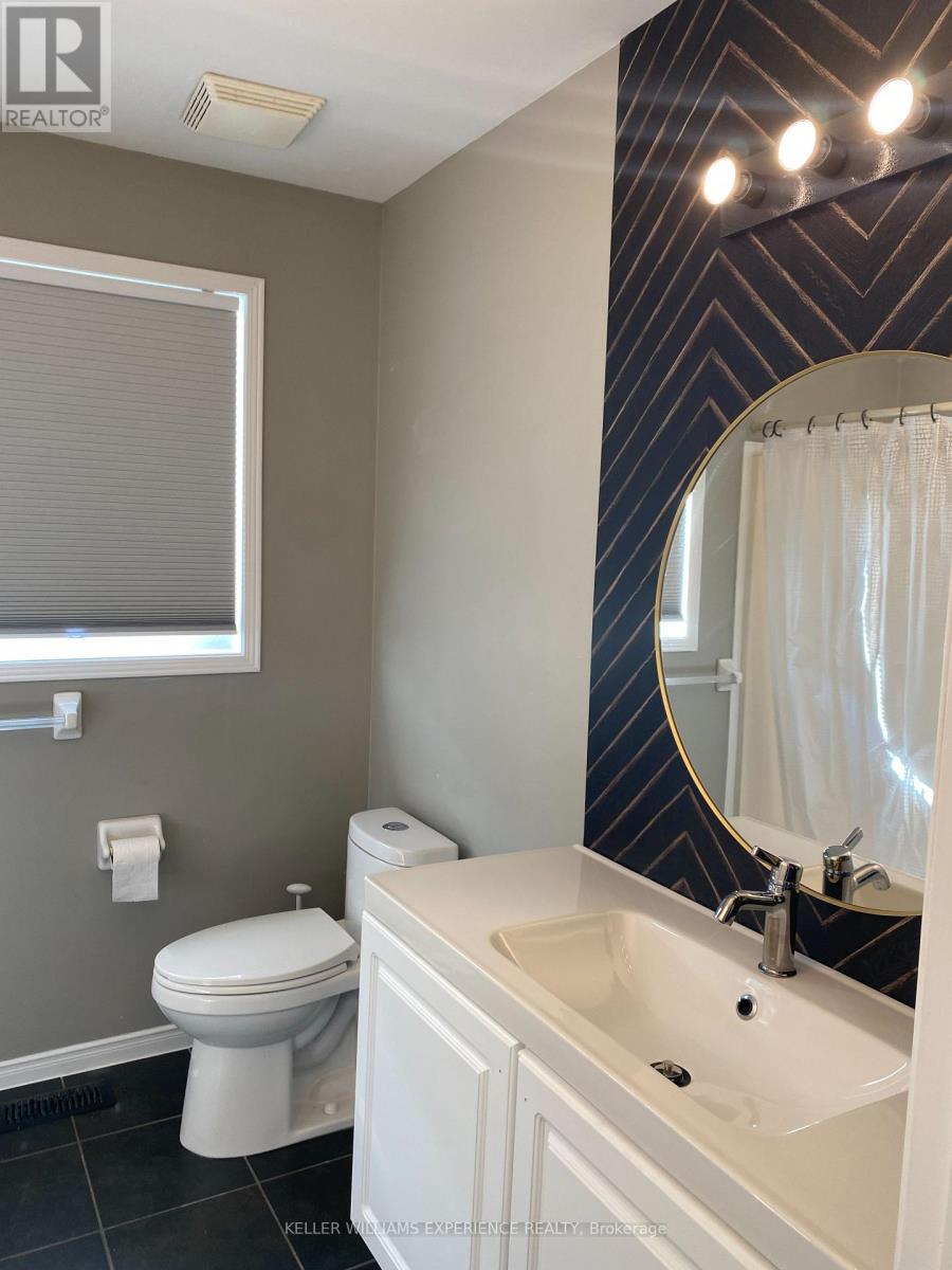 Upper - 23 Butternut Drive, Barrie, Ontario  L4N 0E3 - Photo 8 - S12948260