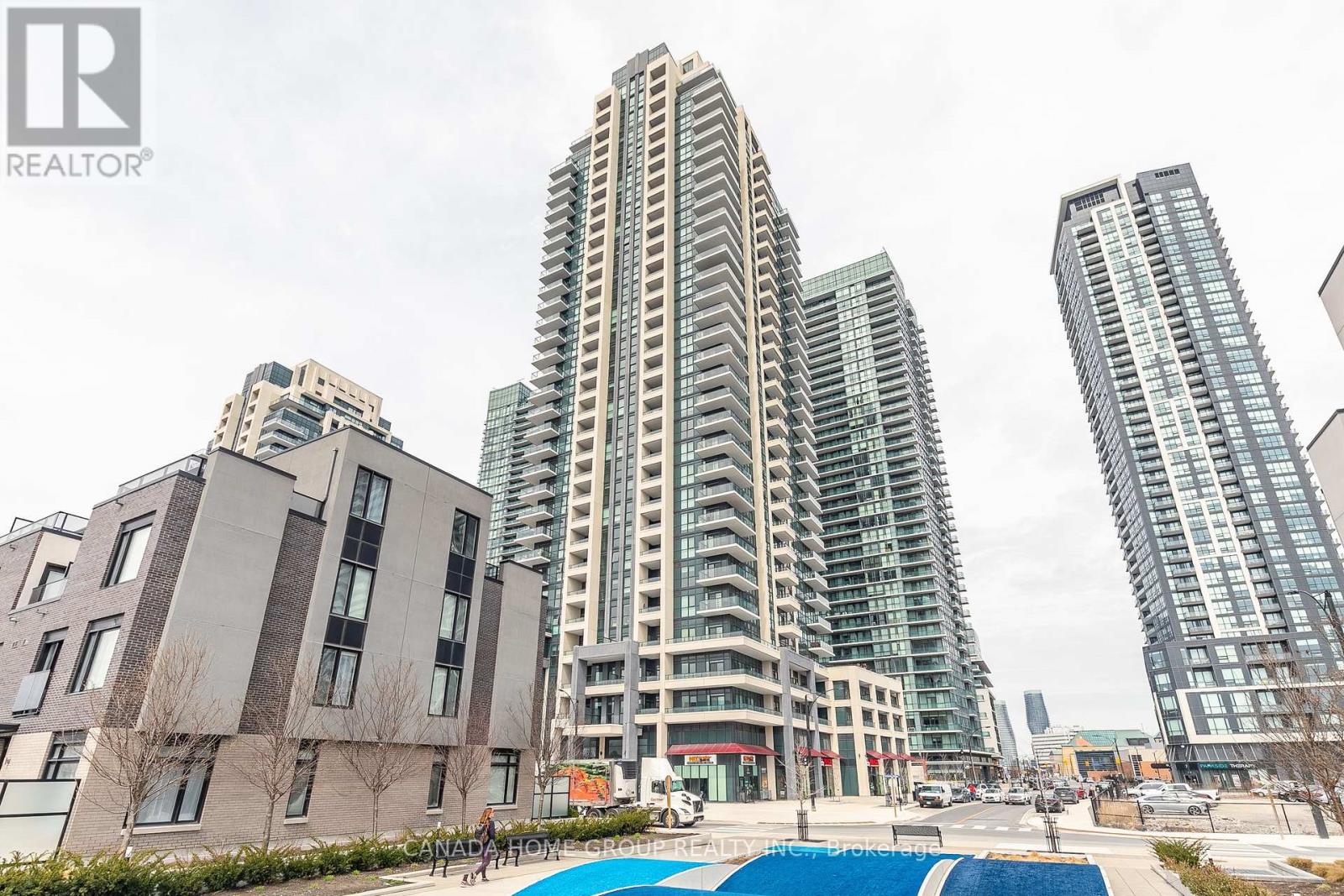 616 - 4055 Parkside Village Drive, Mississauga, Ontario  L5B 0K2 - Photo 4 - W12948196