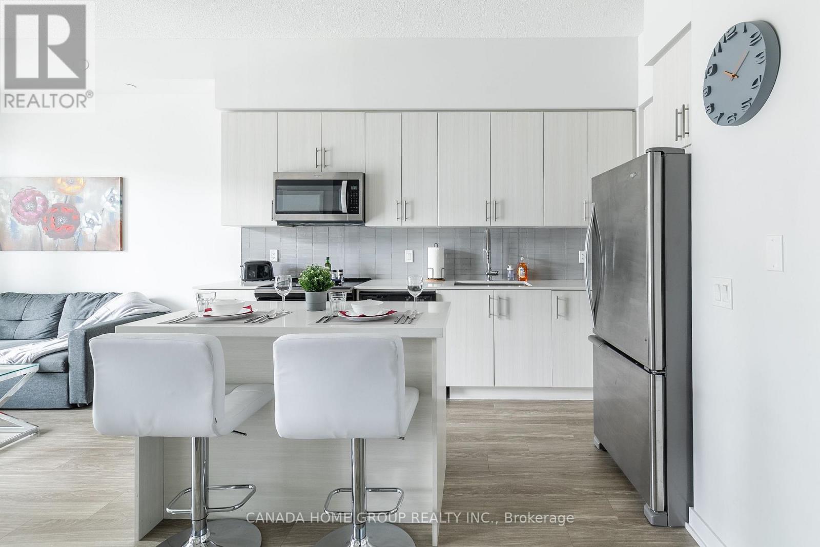 616 - 4055 Parkside Village Drive, Mississauga, Ontario  L5B 0K2 - Photo 9 - W12948196