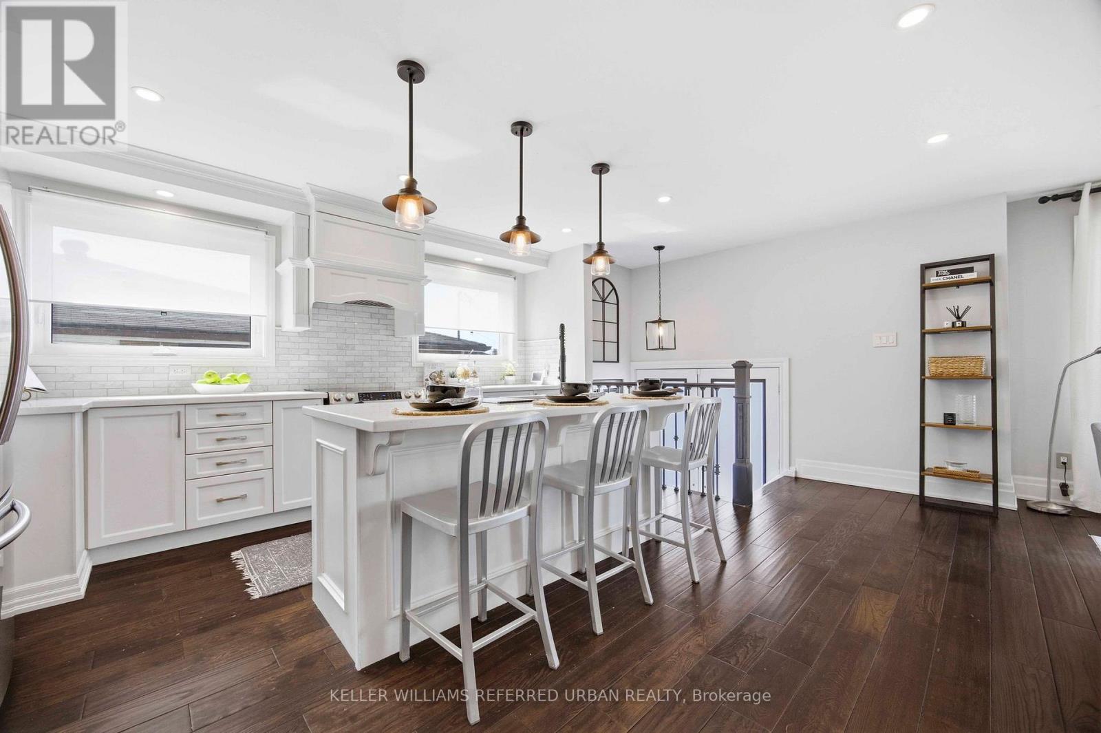 143 Grandravine Drive, Toronto, Ontario  M3J 1B3 - Photo 9 - W12948208