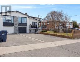 143 GRANDRAVINE DRIVE, Toronto, Ontario