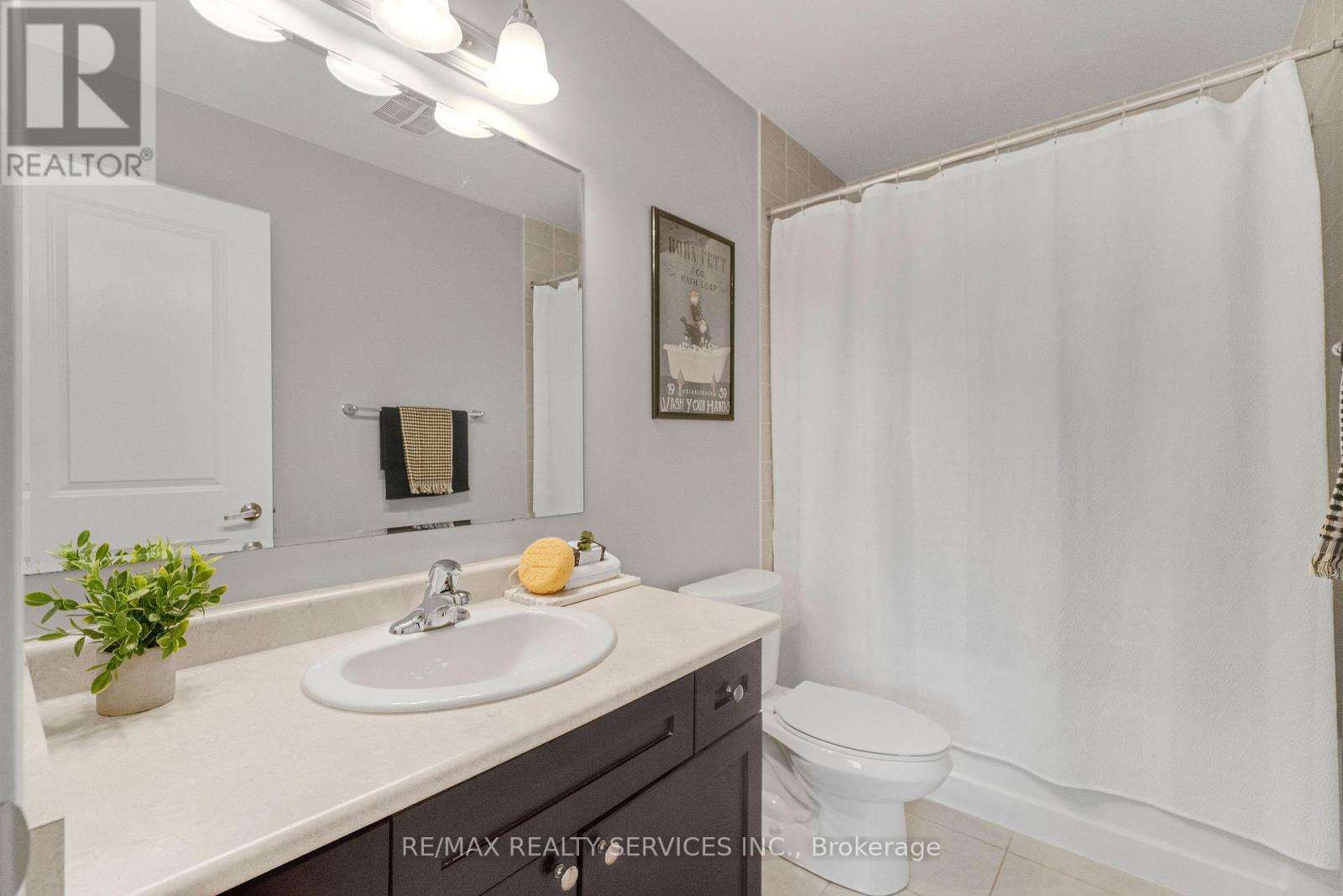 73 Dredge Court, Milton, Ontario  L9T 8R8 - Photo 19 - W12948214