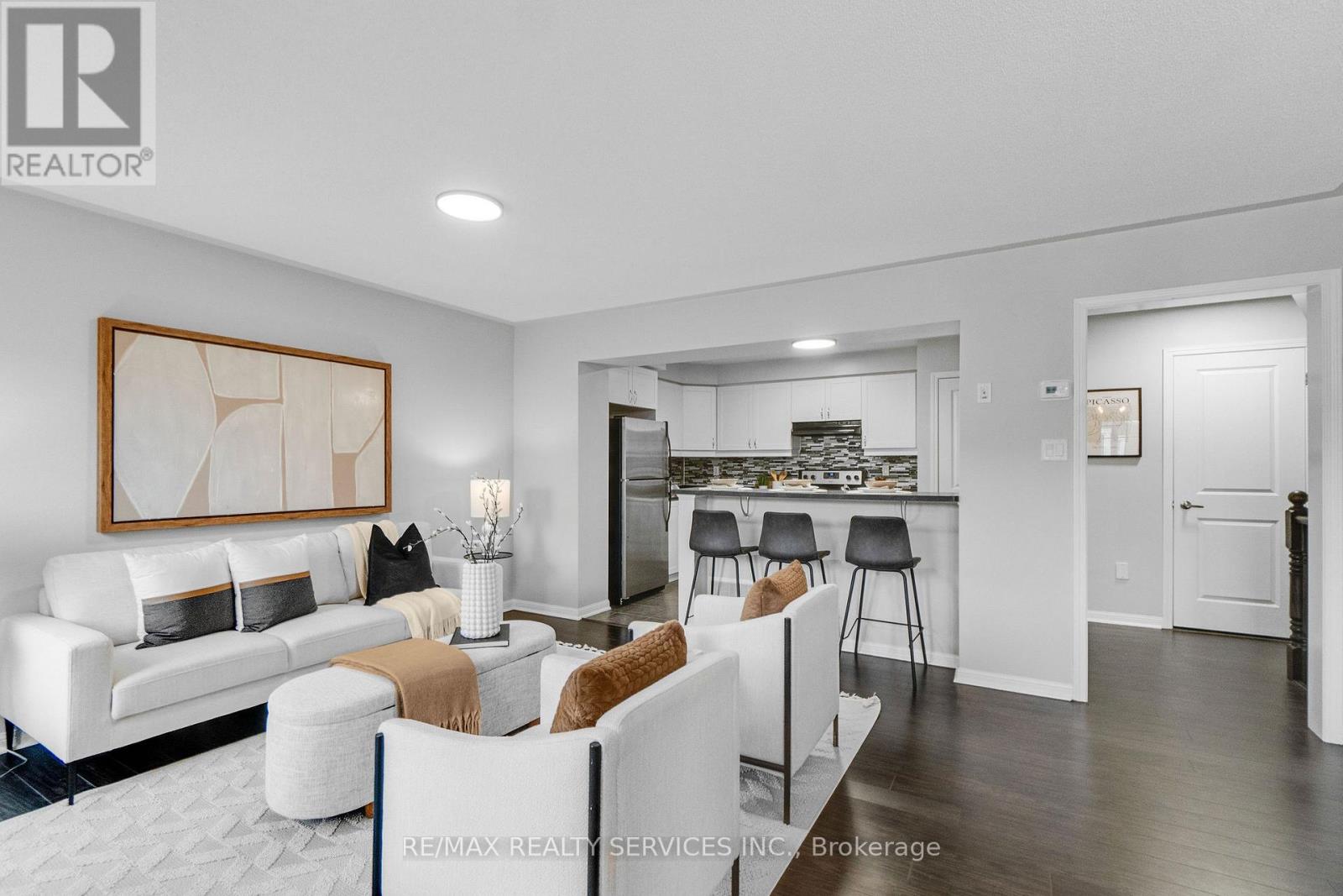 73 Dredge Court, Milton, Ontario  L9T 8R8 - Photo 3 - W12948214