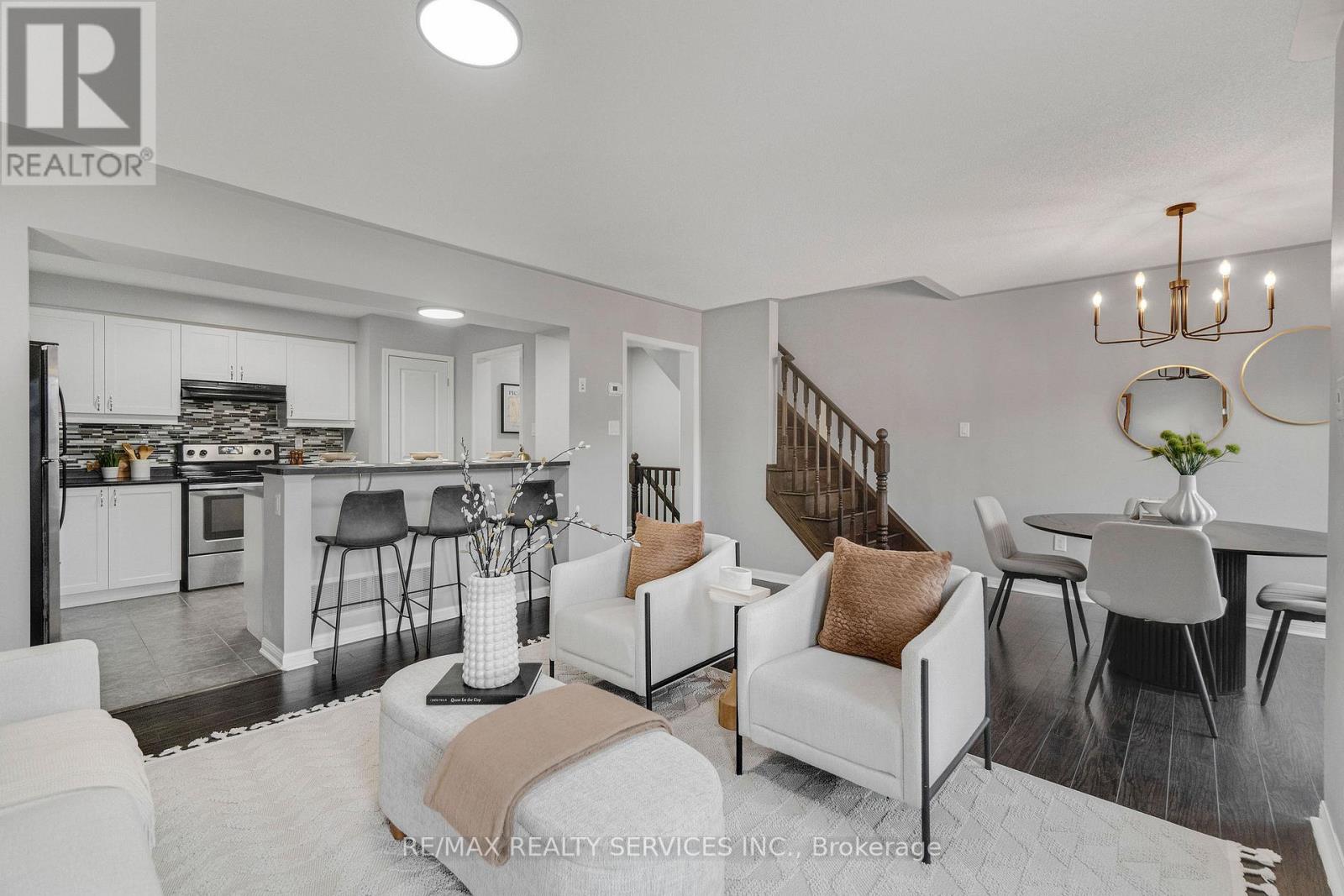 73 Dredge Court, Milton, Ontario  L9T 8R8 - Photo 9 - W12948214