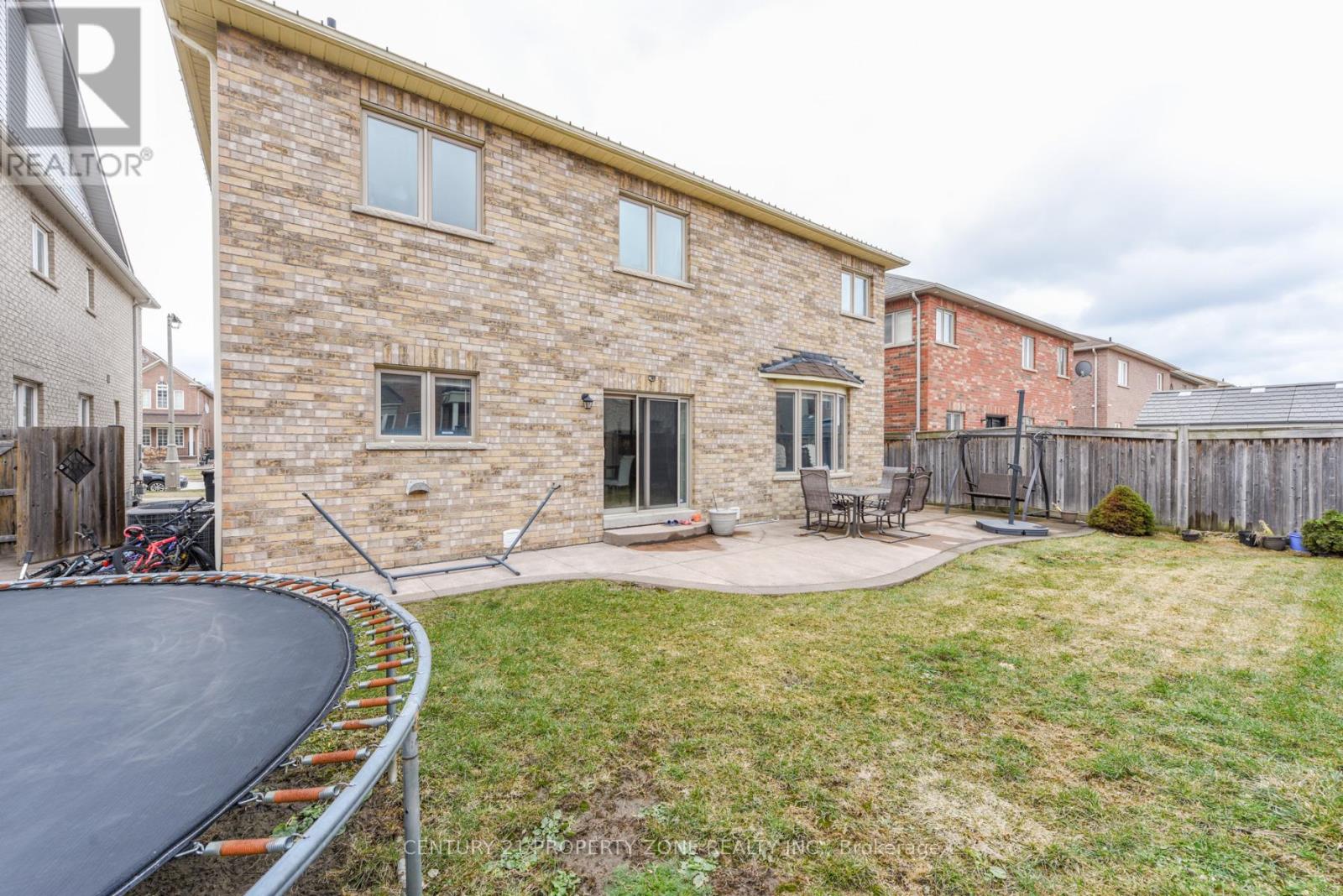 24 Jacksonville Drive, Brampton, Ontario  L6P 2Z3 - Photo 8 - W12948218