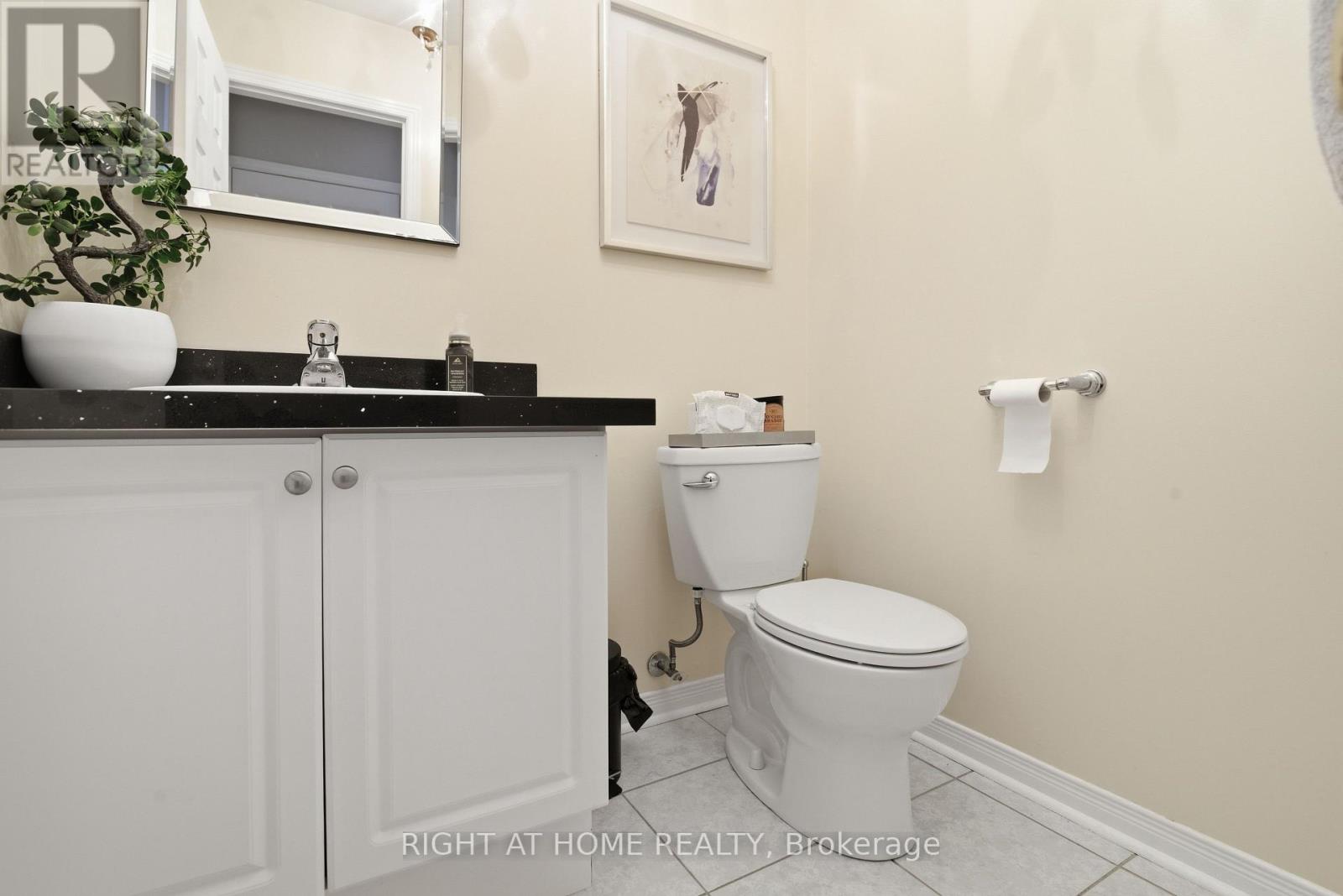 2346 Newcastle Crescent, Oakville, Ontario  L6M 4P6 - Photo 8 - W12948234