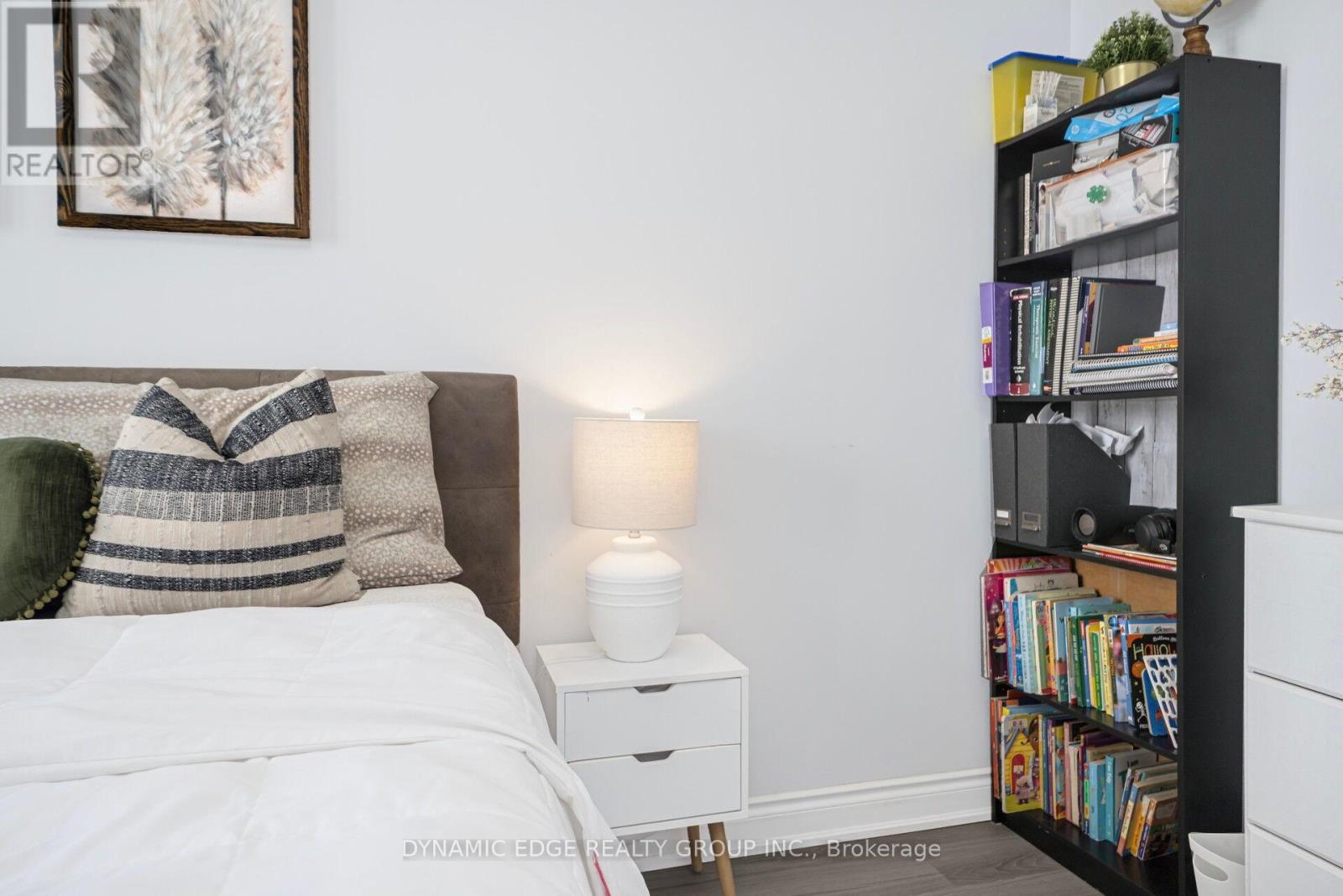 1607 - 250 Webb Drive, Mississauga, Ontario  L5B 3Z4 - Photo 36 - W12948258