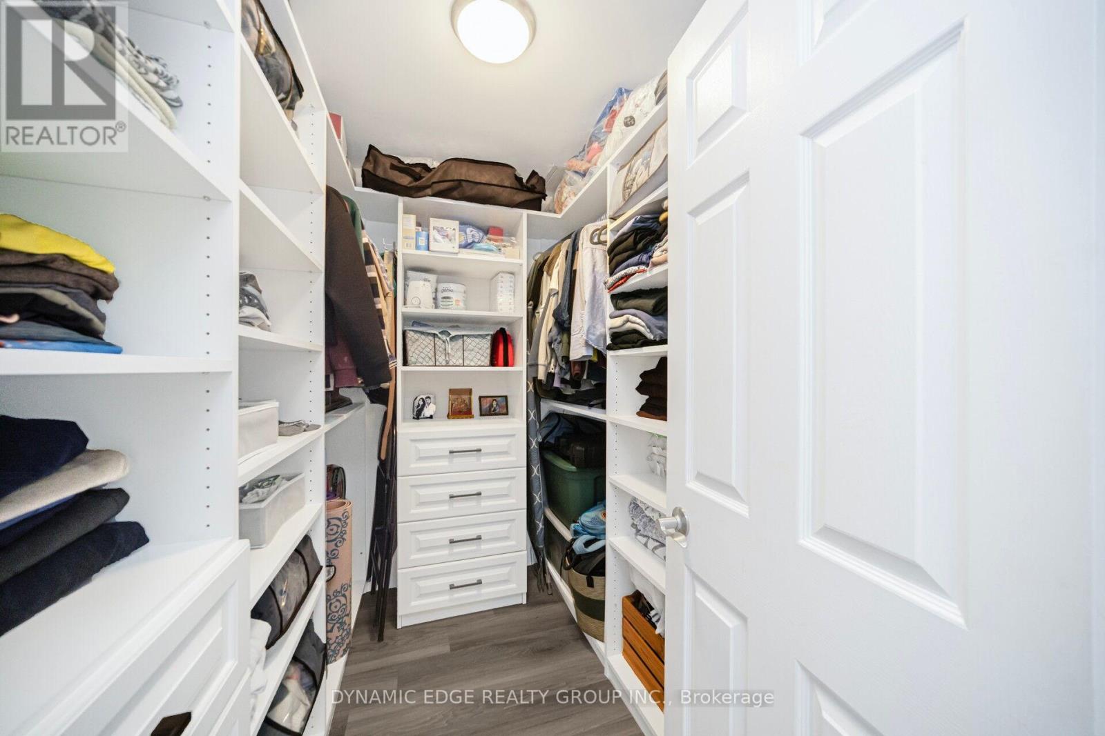 1607 - 250 Webb Drive, Mississauga, Ontario  L5B 3Z4 - Photo 39 - W12948258