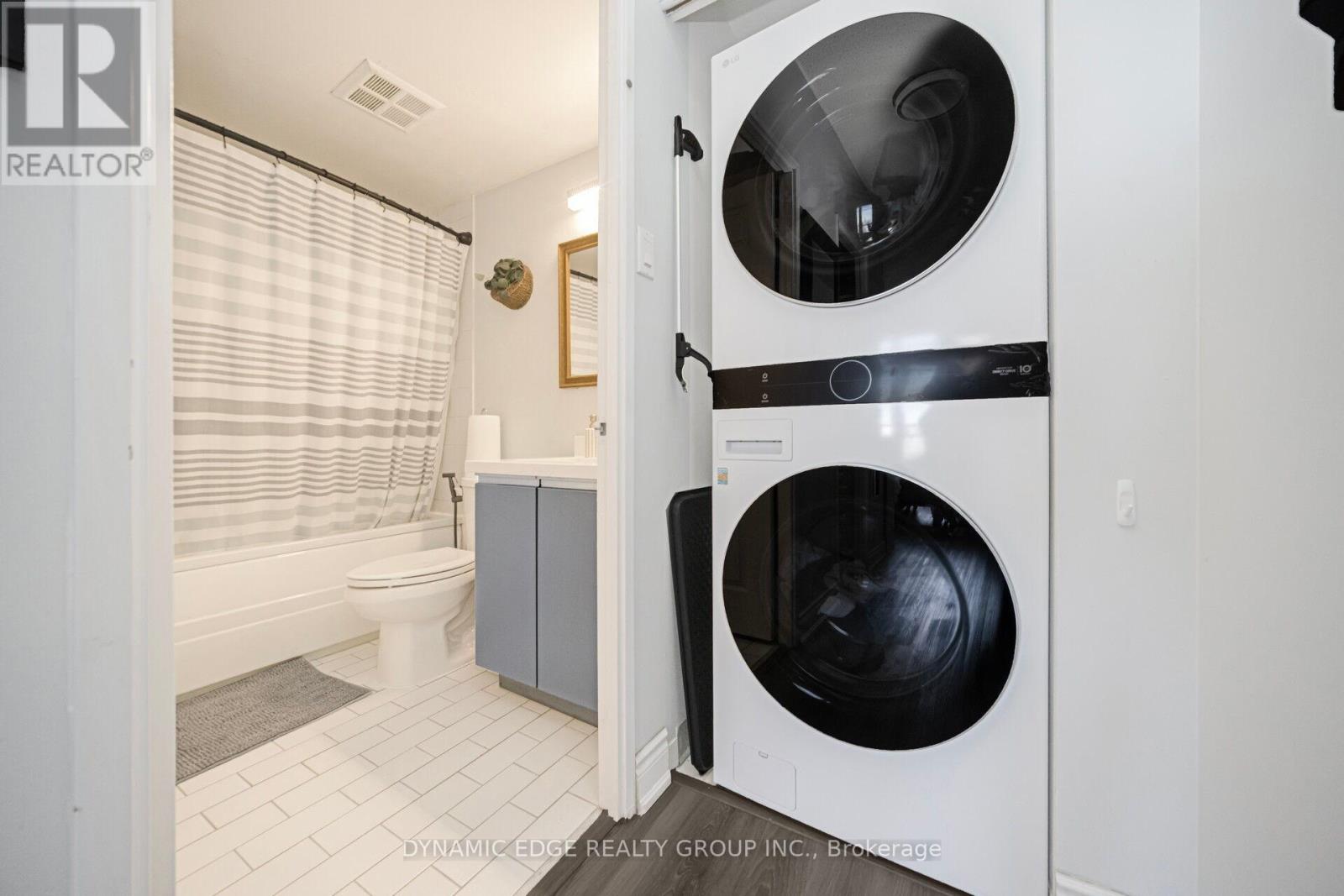 1607 - 250 Webb Drive, Mississauga, Ontario  L5B 3Z4 - Photo 40 - W12948258