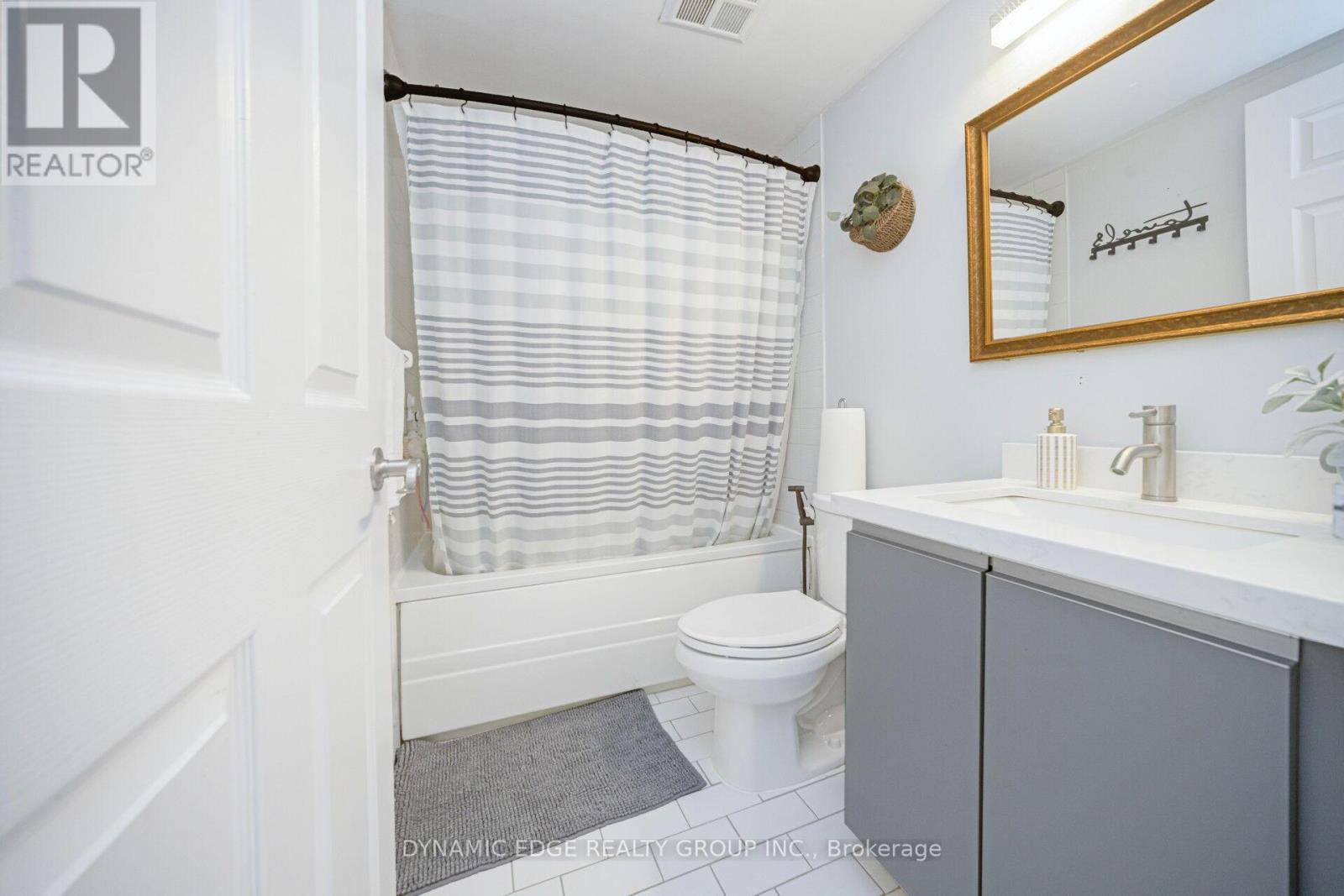 1607 - 250 Webb Drive, Mississauga, Ontario  L5B 3Z4 - Photo 41 - W12948258