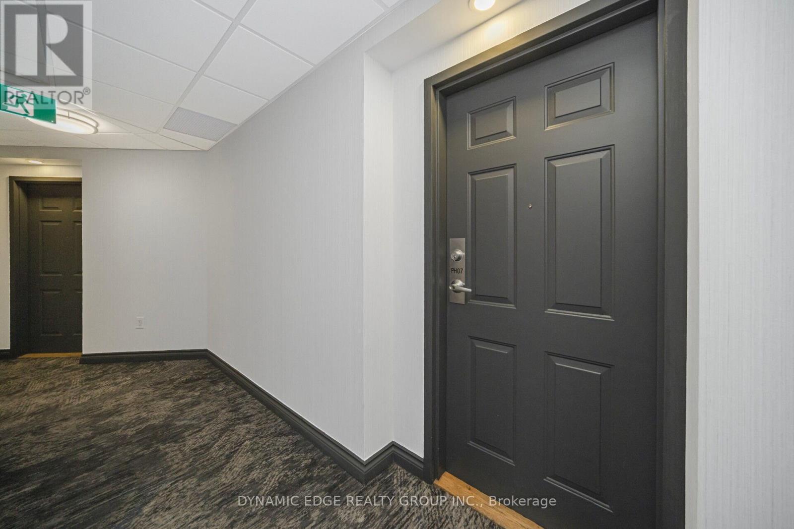 1607 - 250 Webb Drive, Mississauga, Ontario  L5B 3Z4 - Photo 7 - W12948258