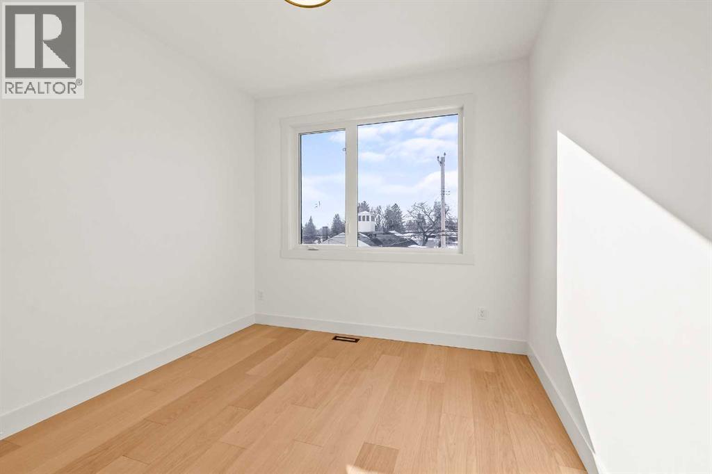 2421 25 Avenue NW, Calgary, Alberta  T2M 2C6 - Photo 28 - A2287163