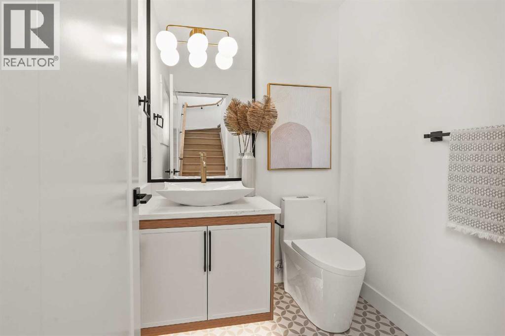 2421 25 Avenue NW, Calgary, Alberta  T2M 2C6 - Photo 16 - A2287163