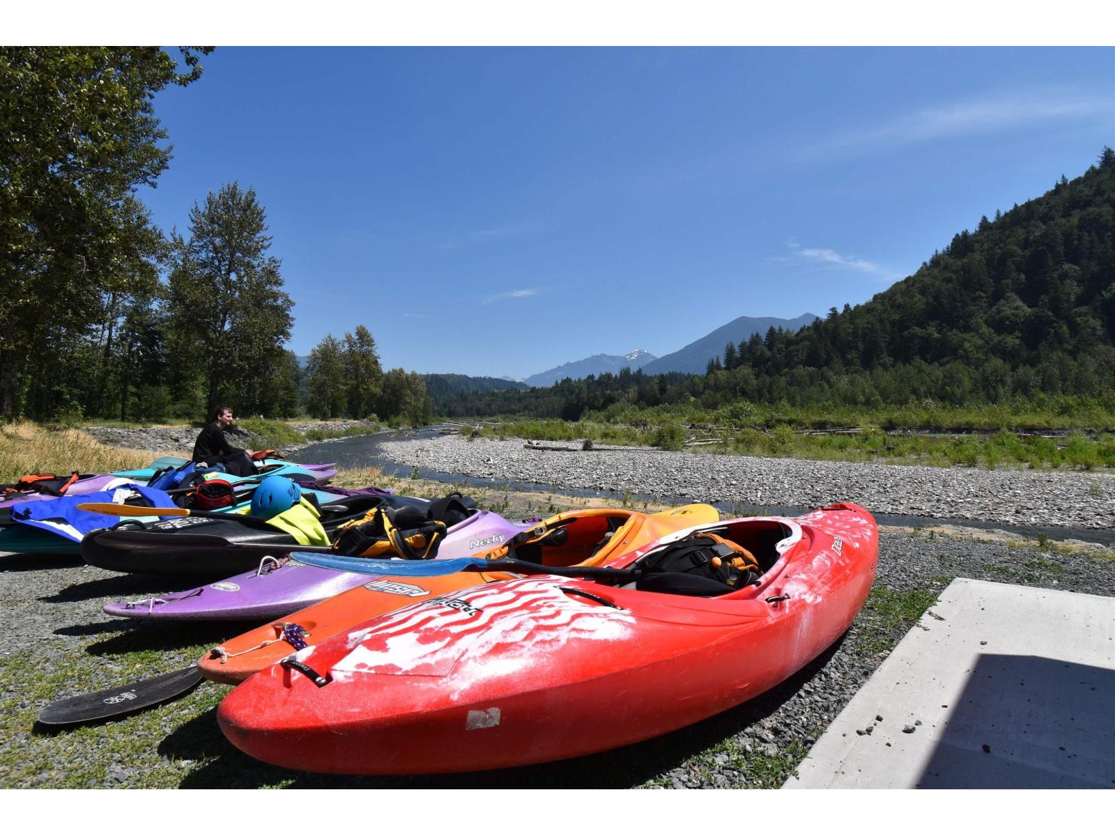 44702 Vandell Drive, Sardis South, Chilliwack, British Columbia  V2R 0T4 - Photo 9 - R3105477