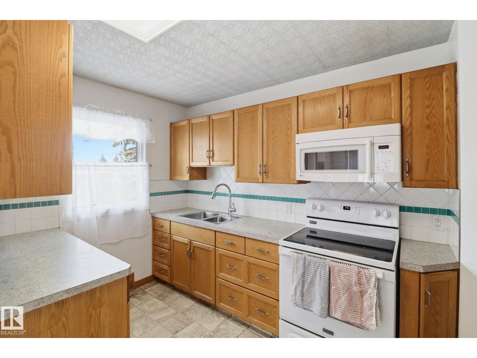 4414 46 Av, Leduc, Alberta  T9E 5V4 - Photo 7 - E4480133