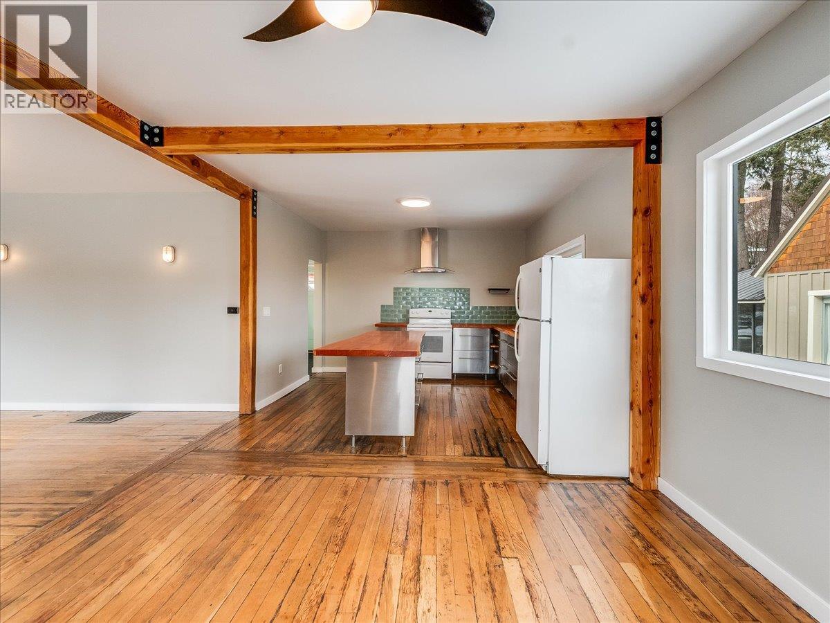 2043 Park Street, Rossland, British Columbia  V0G 1Y0 - Photo 29 - 10379188
