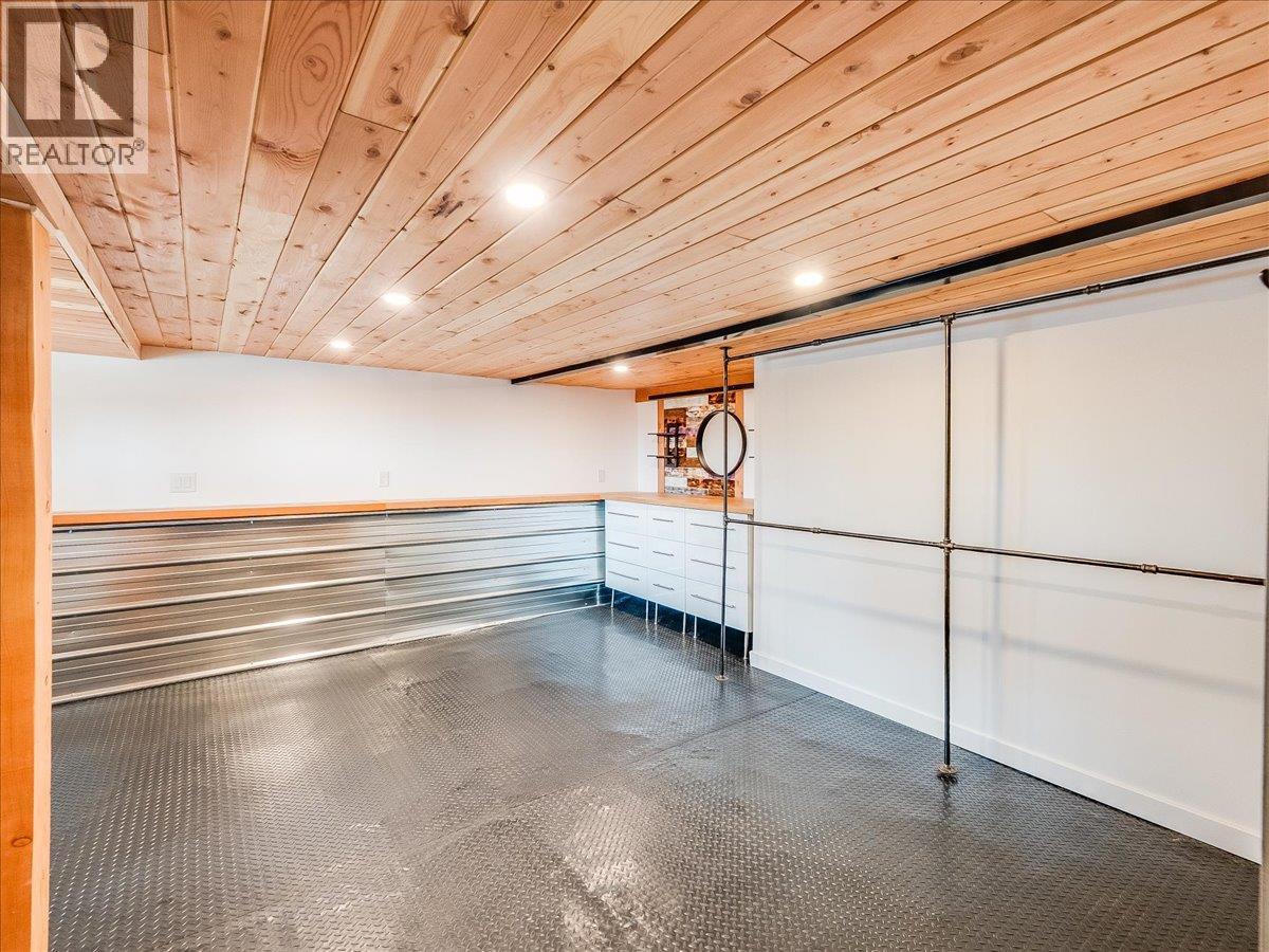 2043 Park Street, Rossland, British Columbia  V0G 1Y0 - Photo 45 - 10379188