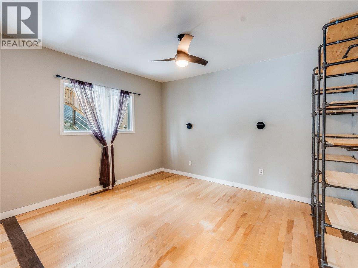 2043 Park Street, Rossland, British Columbia  V0G 1Y0 - Photo 41 - 10379188