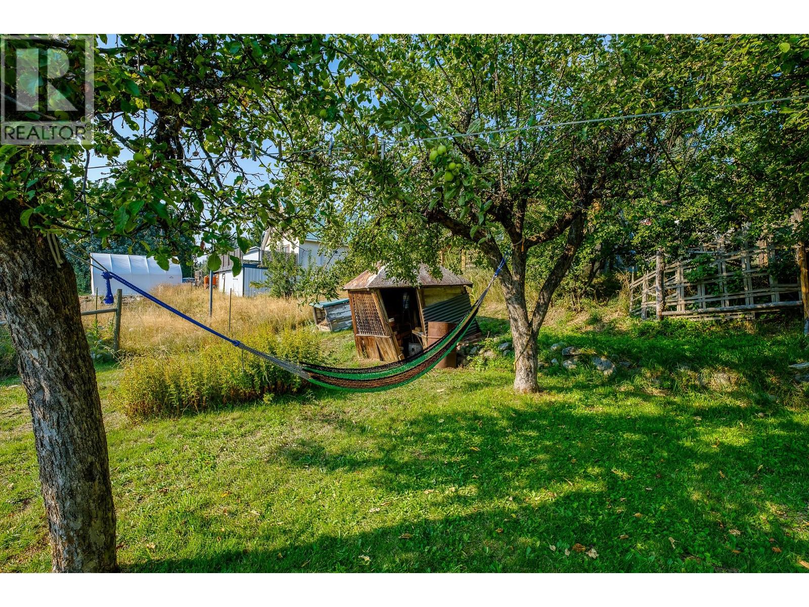 1929 Union Avenue, Rossland, British Columbia  V0G 1Y0 - Photo 43 - 10379987