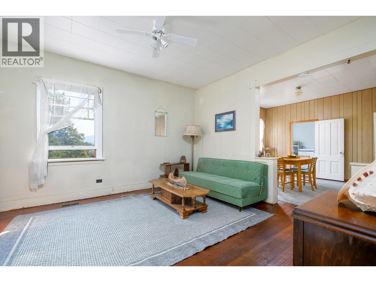 1929 Union Avenue, Rossland, British Columbia  V0G 1Y0 - Photo 18 - 10379987