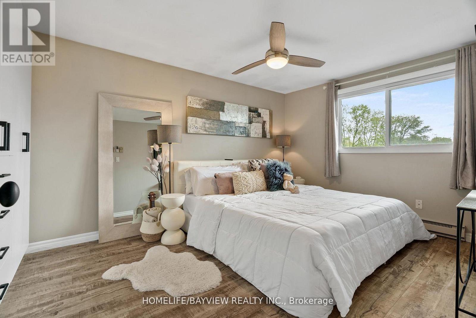 333 Preston Parkway, Cambridge, Ontario  N3H 4Z4 - Photo 5 - X12948198