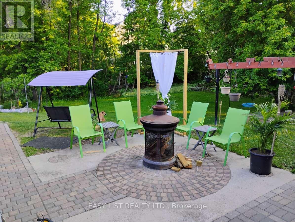 516 BAY STREET, Kenora, Ontario